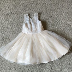 Beautiful Flower Girl Dress